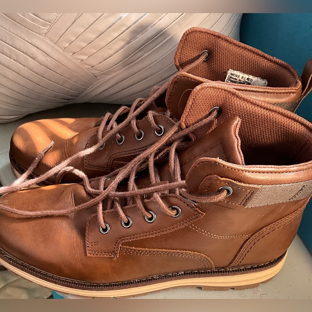 Sonoma Goods For Life® Troye
Men's Lace-Up Boots